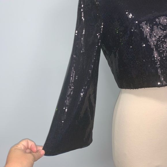 Bailey 44 Mini Sequin Cropped Long Bell Sleeve Top - Picture 3 of 10